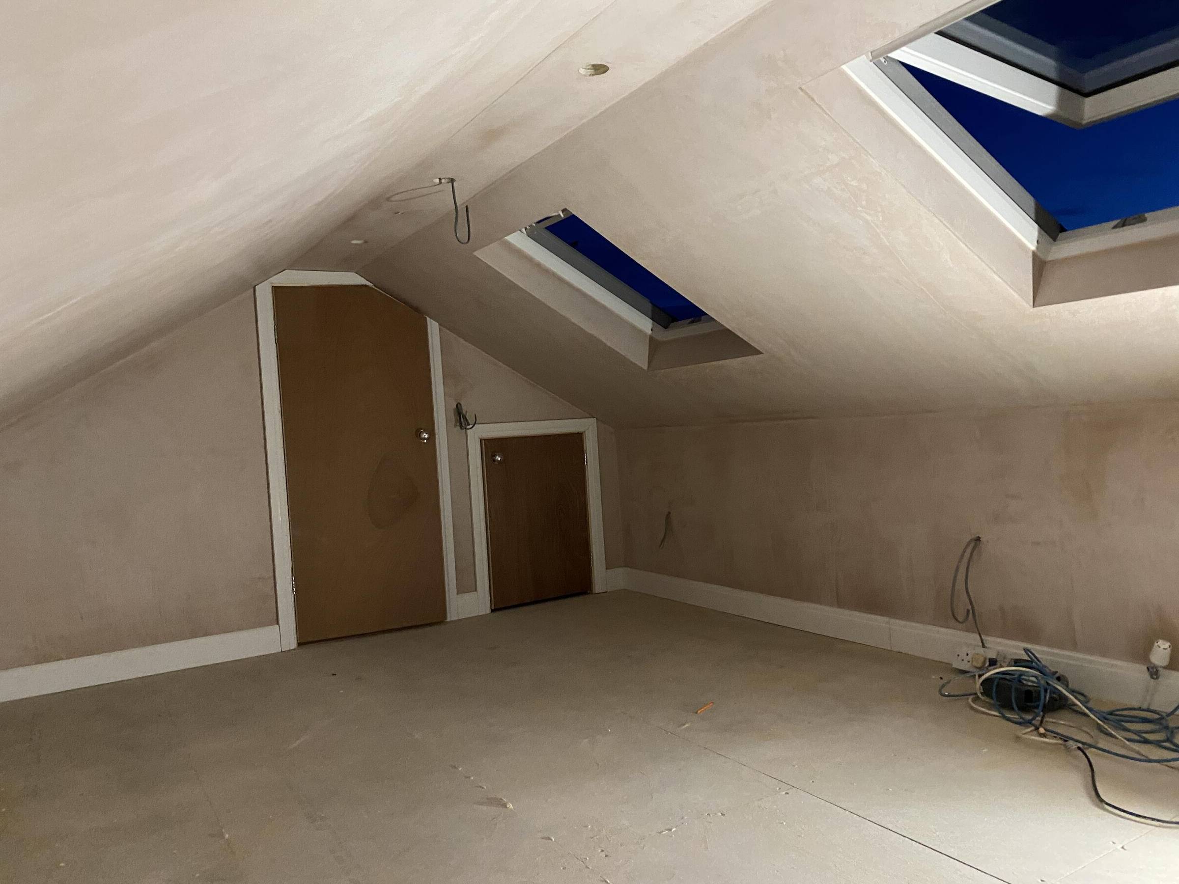 Smooth skim on angled ceilings